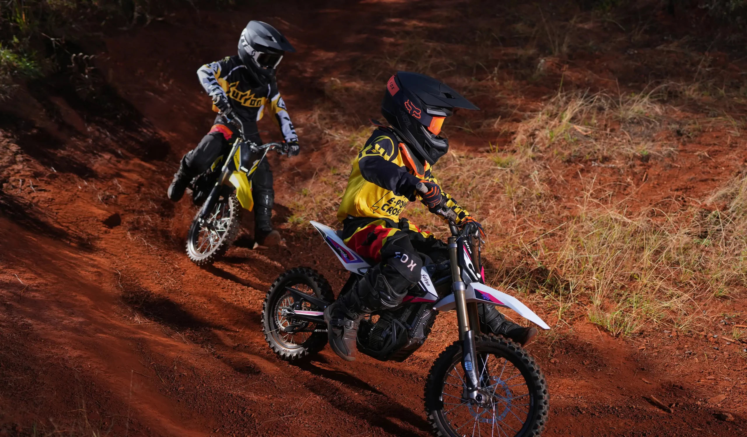 surron hyper bee lifestyle 1